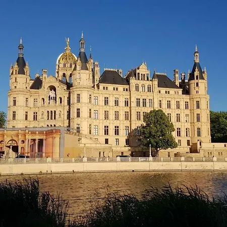 公寓 Am Schweriner